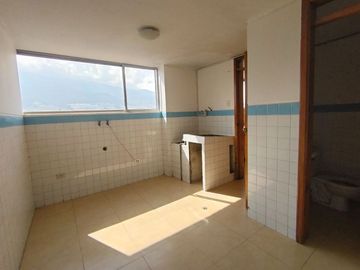 Venta Departamento de 3 Dormitorios en el Norte de Quito: ¡Espacio, Confort y Ubicación Perfecta!