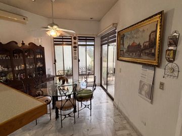 Casa en venta Residencial Chipinque