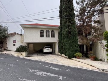Casa en venta Residencial Chipinque