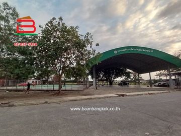บ้านเดี่ยว บ้านเอื้ออาทรรังสิต คลอง5/3 เนื้อที่ 21 ตรว. ถนนกาญจนาภิเษก ต.คลองห้า อ.คลองหลวง จ.ปทุมธานี