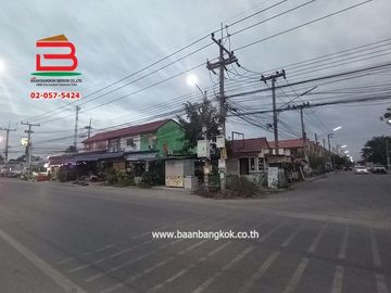 บ้านเดี่ยว บ้านเอื้ออาทรรังสิต คลอง5/3 เนื้อที่ 21 ตรว. ถนนกาญจนาภิเษก ต.คลองห้า อ.คลองหลวง จ.ปทุมธานี