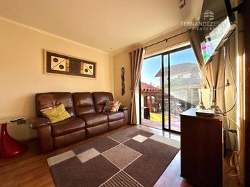 MANTAGUA - VENDE CASA TRES PISOS 4D 3B PISCINA - COND. CASAS MANTAGUA