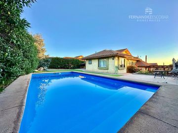 MANTAGUA - VENDE CASA TRES PISOS 4D 3B PISCINA - COND. CASAS MANTAGUA