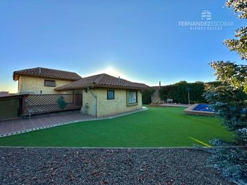 MANTAGUA - VENDE CASA TRES PISOS 4D 3B PISCINA - COND. CASAS MANTAGUA
