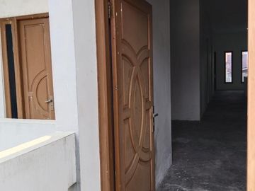 Rumah dijual Japos Raya Jurang Mangu Pondok Aren Ciledug bisa untuk usaha