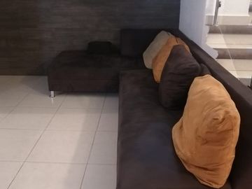 OPORTUNIDAD vendo casa sola en Priv. 3 Rec  gran alberca bw independiente