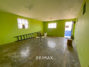 Se Vende Casa De 3 Pisos En San Juan De Miraflores