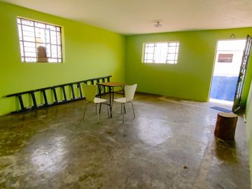 Se Vende Casa De 3 Pisos En San Juan De Miraflores