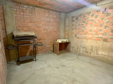 Se Vende Casa De 3 Pisos En San Juan De Miraflores