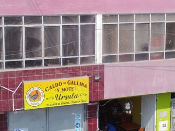 Se Vende Casa Comercial En Av. Miguel Iglesias - 170M2