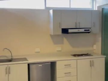 SUITE ARRIENDO CUMBAYA. AMOBLADA. PASEO SAN FRANCISCO USFQ TOTAL $550