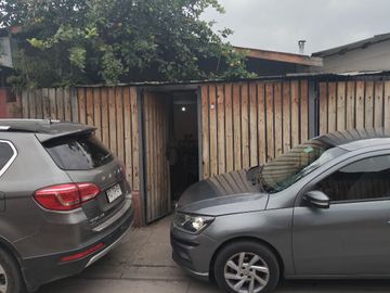 CASA EN COMUNA DE RENCA PASAJE CLIO A PASOS DE AUTOPISTA Y CUADRAS NUEVA LINEA 7 METRO