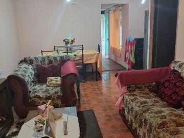 CASA EN COMUNA DE RENCA PASAJE CLIO A PASOS DE AUTOPISTA Y CUADRAS NUEVA LINEA 7 METRO