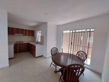 SE VENDE CASA EQUIPADA EN HIDALGO