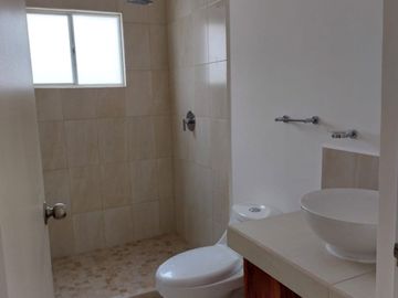 SE VENDE CASA EQUIPADA EN HIDALGO
