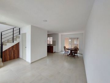 SE VENDE CASA EQUIPADA EN HIDALGO