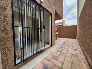 SE VENDE CASA EQUIPADA EN HIDALGO