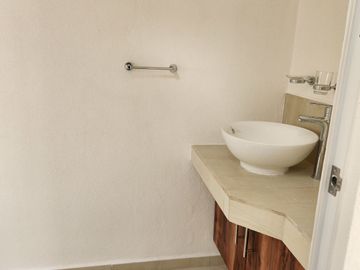 SE VENDE CASA EQUIPADA EN HIDALGO