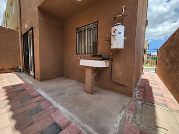 SE VENDE CASA EQUIPADA EN HIDALGO