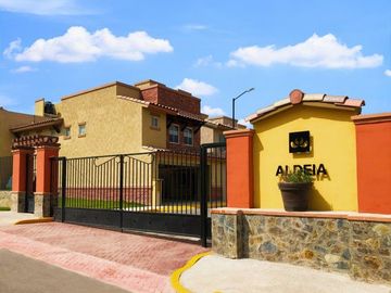 SE VENDE CASA EQUIPADA EN HIDALGO