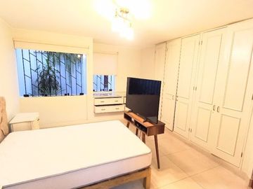 VENDO, Lindo Dpto. de 136 m2, 3 dorm., Primer Piso en Calle Don Diego de Día 471, Surco.