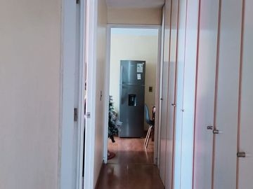 HERMOSO DEPARTAMENTO CON ESTACIONAMIENTO EN CONDOMINIO LA FUENTE, QUILICURA.