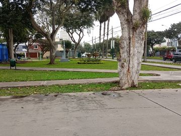 Departamento de Estreno en Venta 1 Piso Terraza Surco Frente a Parque