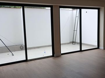 Departamento de Estreno en Venta 1 Piso Terraza Surco Frente a Parque