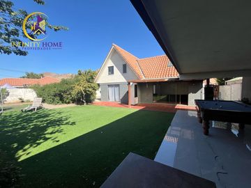 Amplia Casa Con Gran Terreno En Alto El Manzano Til Til