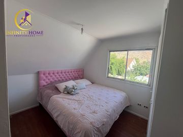 Amplia Casa Con Gran Terreno En Alto El Manzano Til Til