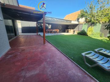 Amplia Casa Con Gran Terreno En Alto El Manzano Til Til