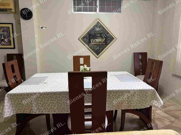 CASA EN VENTA CIUDADELA VERNAZA NORTE, SECTOR MALL DEL SOL, NORTE DE GUAYAQUIL
