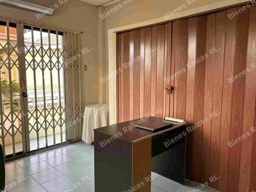 CASA EN VENTA CIUDADELA VERNAZA NORTE, SECTOR MALL DEL SOL, NORTE DE GUAYAQUIL