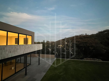 RESIDENCIA EXCLUSIVA EN HACIENDA DE VALLESCONDIDO