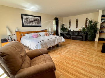 RESIDENCIA DE LUJO EN VENTA CON JARDÍN PRIVADO Y 5 RECÁMARAS EN HACIENDA DE VALLESCONDIDO
