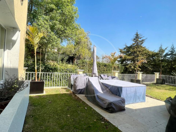 RESIDENCIA DE LUJO EN VENTA CON JARDÍN PRIVADO Y 5 RECÁMARAS EN HACIENDA DE VALLESCONDIDO