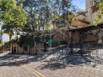 RESIDENCIA ESPECTACULAR DE LUJO EN HACIENDA DE VALLESCONDIDO