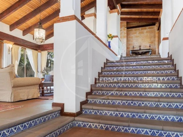 RESIDENCIA ESPECTACULAR DE LUJO EN HACIENDA DE VALLESCONDIDO