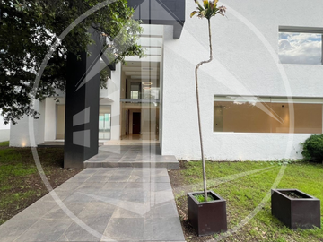 RESIDENCIA ESPECTACULAR EN VENTA EN PRADO LARGO