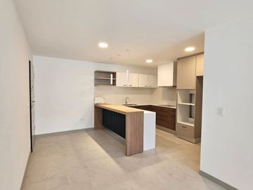 ¡Vive con Estilo en Cumbayá! – Moderna Suite en Venta Cerca del Parque