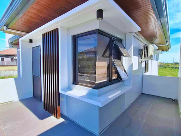 4 BEDROOMS HOUSE AND LOT FOR SALE IN MABALACAT CITY PAMPANGA