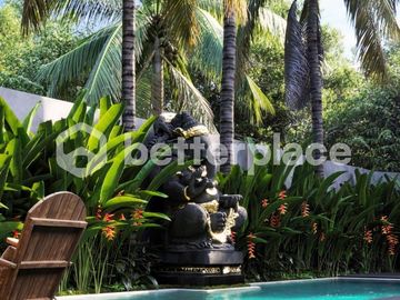 Modern Luxury Meets Balinese Charm: Stylish 3-Bedroom Villa in Sought-After Jimbaran
