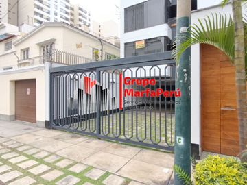 VENTA DE FLAT EN SAN ISIDRO