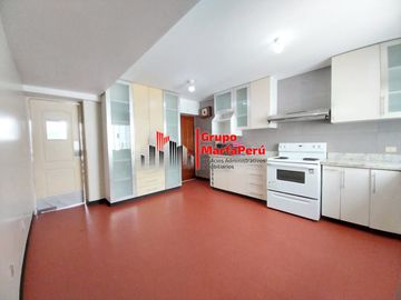 VENTA DE FLAT EN SAN ISIDRO