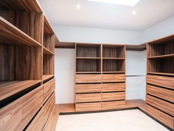 CASA EN VENTA EN LOMAS DEL MOLINO