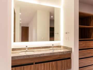 CASA EN VENTA EN LOMAS DEL MOLINO
