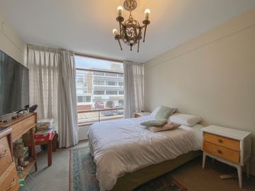 Vendo Casa a una cuadra de Av. 28 de Julio, zona segura y tranquila.