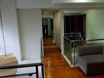🌟 FOR SALE: Fully Renovated Loft Unit at Eton Parkview Greenbelt, Makati City 🌟