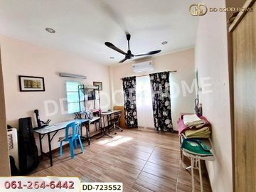 Single house in Khok Samrong, Lopburi, near Khok Samrong District Stadium