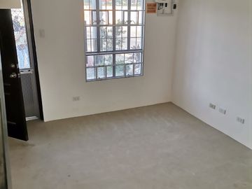 Townhouse For Sale In Liora Homes Naic Cavite.
